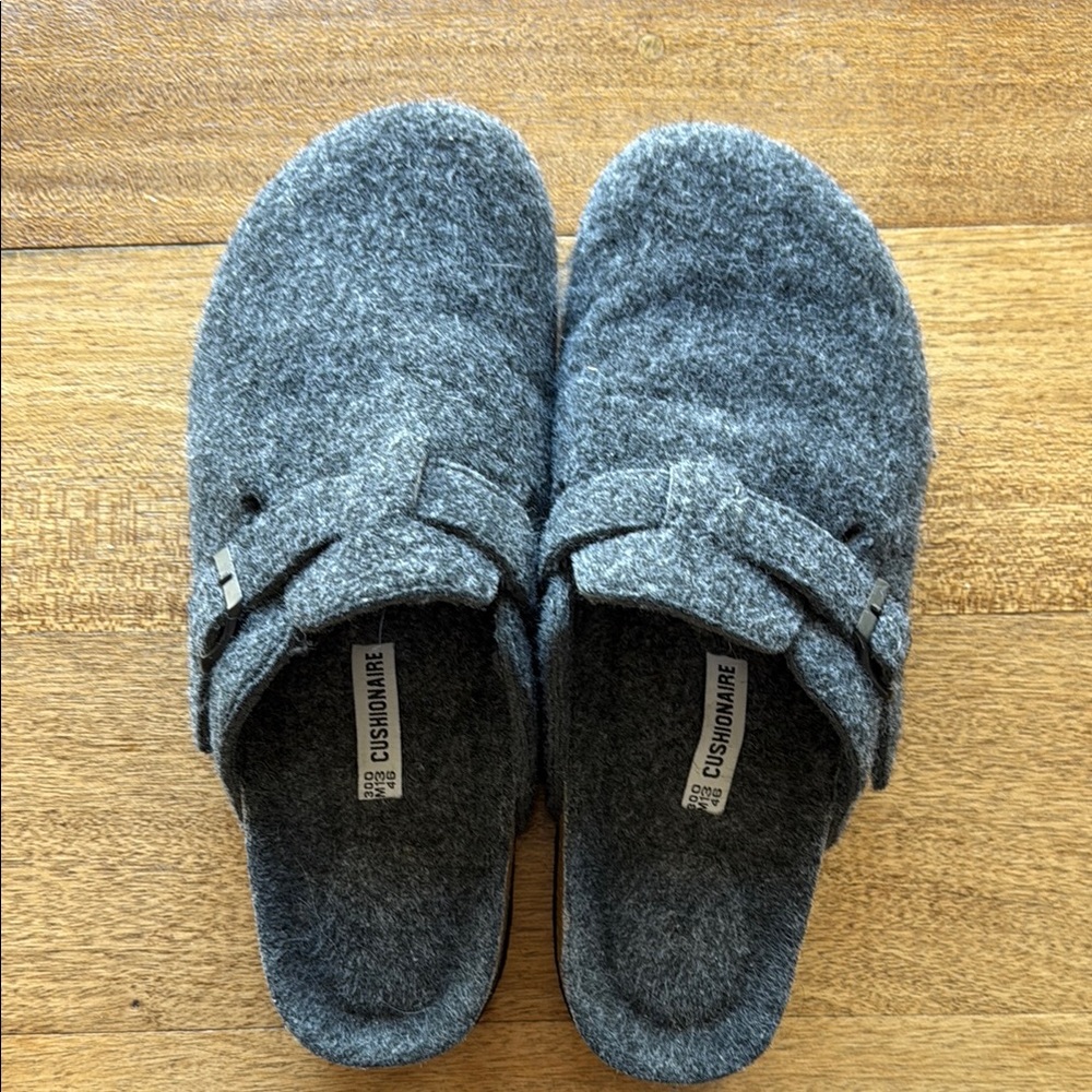 Gray Cushioned Slip-On Clogs